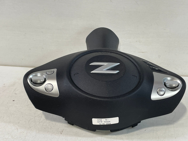 Load image into Gallery viewer, 2009 - 2020 NISSAN 370Z LEFT DRIVER SIDE STEERING WHEEL AIRBAG AIR BAG W/O NAVIGATION # 92424
