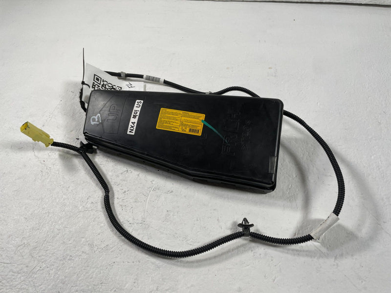 Load image into Gallery viewer, 2022 - 2026 HYUNDAI TUCSON SANTA CRUZ FRONT LEFT SEAT AIRBAG AIR BAG # 108745
