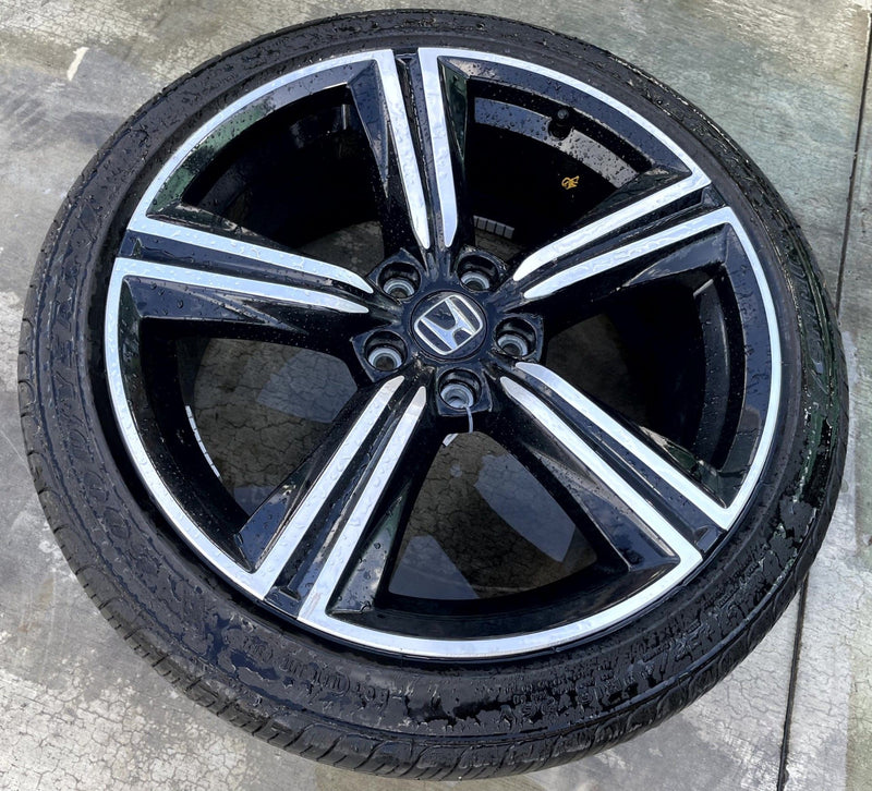 Load image into Gallery viewer, HONDA ACCORD HYBRID SPORT 19x8-1/2 5 SPOKE ALLOY WHEEL RIM W/TIRE 23-25 # 109595
