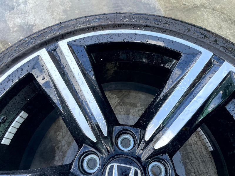Load image into Gallery viewer, HONDA ACCORD HYBRID SPORT 19x8-1/2 5 SPOKE ALLOY WHEEL RIM W/TIRE 23-25 # 109595
