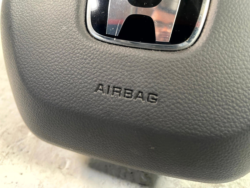 Load image into Gallery viewer, 2024 - 2026 HONDA PROLOGUE FRONT LEFT DRIVER SIDE STEERING WHEEL AIRBAG # 114301
