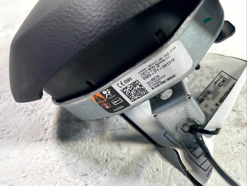 Load image into Gallery viewer, 2024 - 2026 HONDA PROLOGUE FRONT LEFT DRIVER SIDE STEERING WHEEL AIRBAG # 114301
