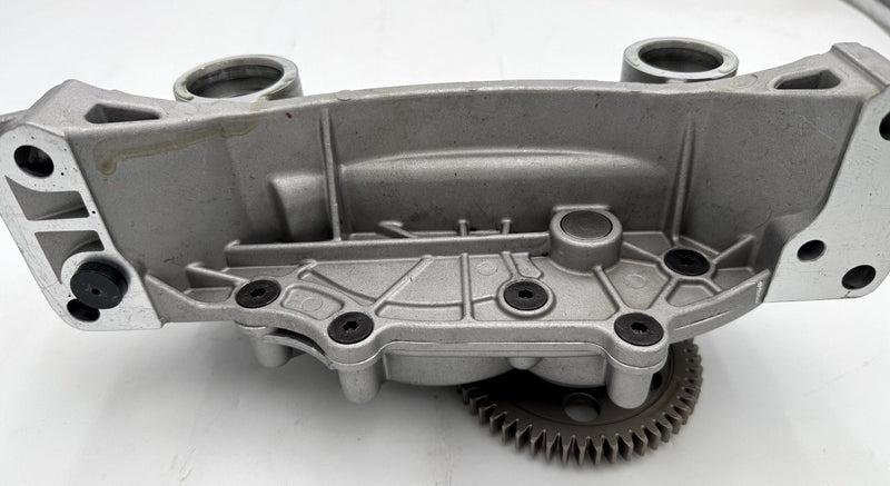 Load image into Gallery viewer, HEAVY DUTY OIL PUMP 23527448 FITS FOR DETROIT DIESEL 60 SERIES 14L ENGINE
