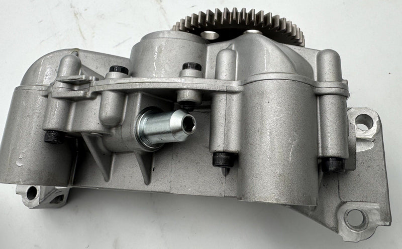 Load image into Gallery viewer, HEAVY DUTY OIL PUMP 23527448 FITS FOR DETROIT DIESEL 60 SERIES 14L ENGINE
