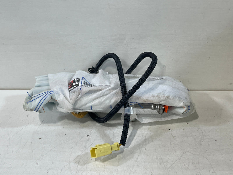 Load image into Gallery viewer, 2017 - 2021 NISSAN ROGUE SPORT LEFT DRIVER SIDE SEAT AIRBAG AIR BAG # 91527
