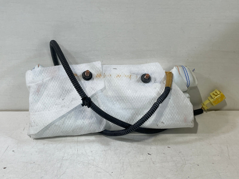 Load image into Gallery viewer, 2017 - 2022 NISSAN ROGUE SPORT RIGHT PASSENGER SIDE SEAT AIRBAG AIR BAG # 91536
