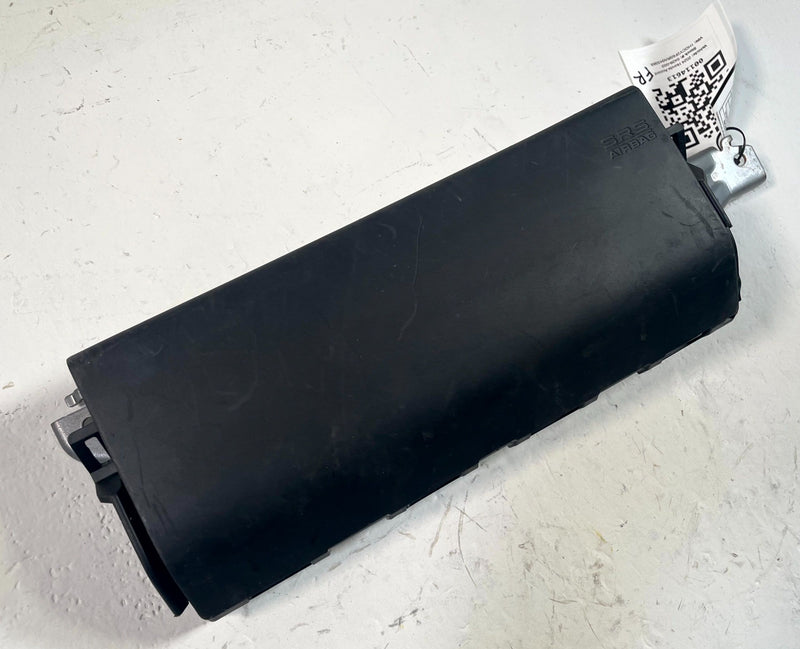Load image into Gallery viewer, 2023 - 2025 HONDA ACCORD FRONT RIGHT PASSENGER SIDE KNEE AIR BAG AIRBAG # 114613
