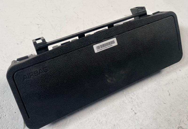 Load image into Gallery viewer, 2020 - 2025 HYUNDAI PALISADE FRONT LEFT DRIVER SIDE KNEE AIRBAG AIR BAG # 111844
