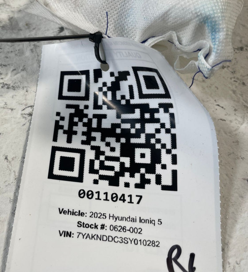 Load image into Gallery viewer, 2025 - 2026 HYUNDAI IONIQ 5 REAR LEFT DRIVER SIDE SEAT AIRBAG AIR BAG # 110417
