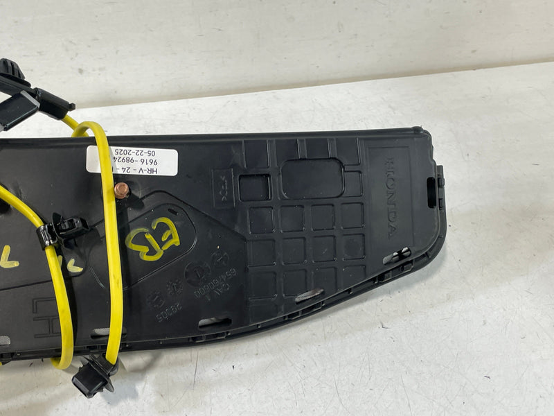 Load image into Gallery viewer, 2023 - 2024 HONDA HR-V FRONT LEFT DRIVER SIDE SEAT AIRBAG AIR BAG # 98924
