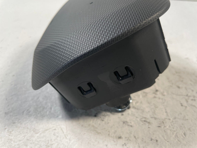 Load image into Gallery viewer, 2025-2026 HYUNDAI IONIQ 5 FRONT LEFT SIDE STEERING WHEEL AIRBAG AIR BAG # 110453

