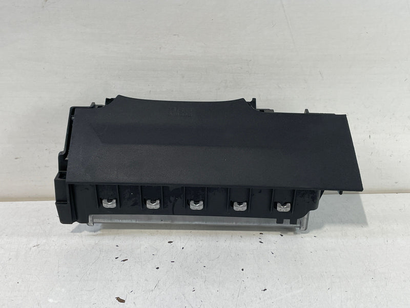 Load image into Gallery viewer, 2023 - 2024 HONDA HR-V FRONT LEFT DRIVER SIDE KNEE AIRBAG AIR BAG # 98992

