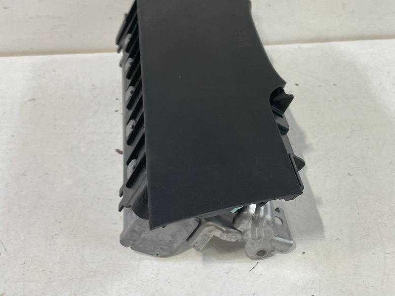 Load image into Gallery viewer, 2023 - 2024 HONDA HR-V FRONT LEFT DRIVER SIDE KNEE AIRBAG AIR BAG # 98992
