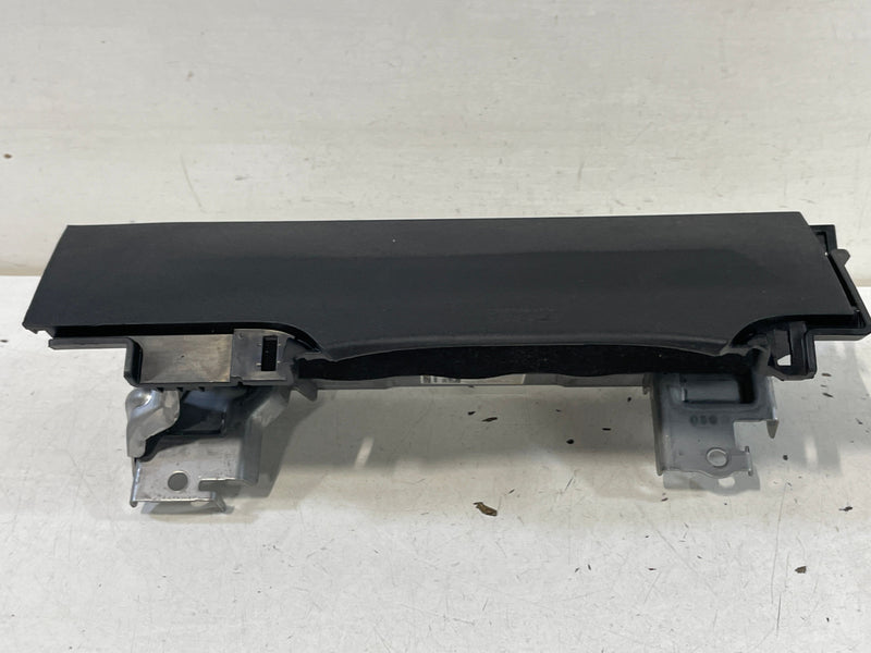 Load image into Gallery viewer, 2023 - 2024 HONDA HR-V FRONT LEFT DRIVER SIDE KNEE AIRBAG AIR BAG # 98992
