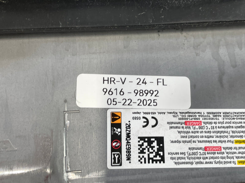 Load image into Gallery viewer, 2023 - 2024 HONDA HR-V FRONT LEFT DRIVER SIDE KNEE AIRBAG AIR BAG # 98992
