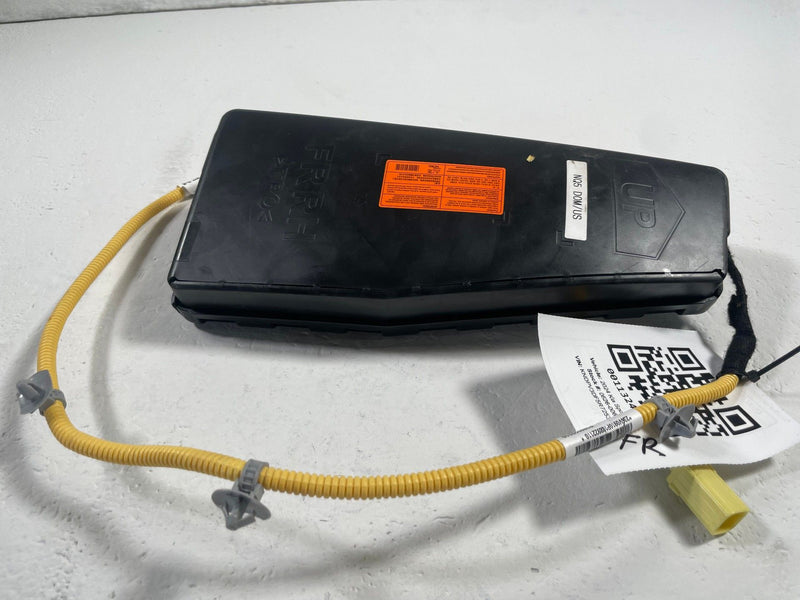 Load image into Gallery viewer, 23-25 KIA SPORTAGE FRONT RIGHT PASSENGER SIDE SEAT AIRBAG 80620-P1000 # 113245
