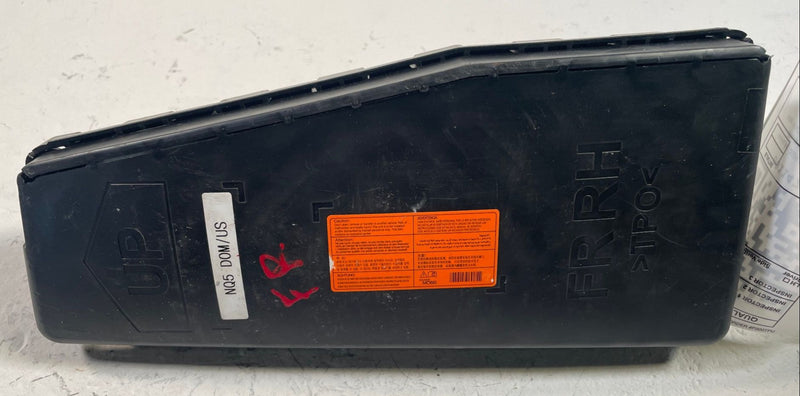 Load image into Gallery viewer, 2026 KIA SPORTAGE FRONT RIGHT PASSENGER SIDE SEAT AIR BAG AIRBAG # 114736
