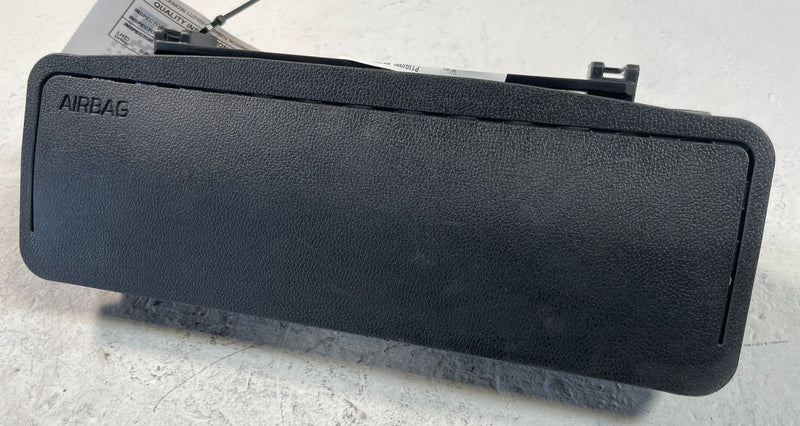 Load image into Gallery viewer, 2024-2026 HYUNDAI SANTA FE DASH DASHBOARD LEFT SIDE KNEE AIRBAG AIR BAG # 109284
