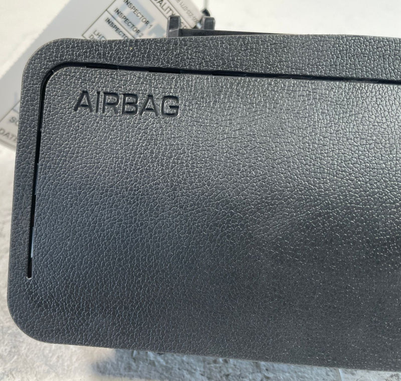 Load image into Gallery viewer, 2024-2026 HYUNDAI SANTA FE DASH DASHBOARD LEFT SIDE KNEE AIRBAG AIR BAG # 109284
