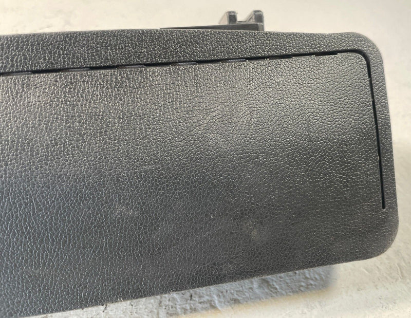 Load image into Gallery viewer, 2024-2026 HYUNDAI SANTA FE DASH DASHBOARD LEFT SIDE KNEE AIRBAG AIR BAG # 109284

