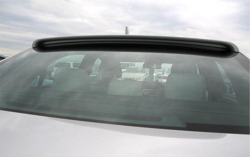 Load image into Gallery viewer, 2010-2016 Mercedes E-Class Sedan Lorinser Style Rear Roof Spoiler
