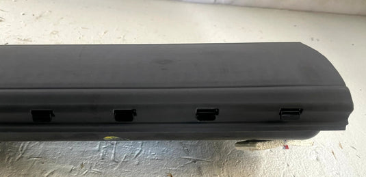 2020 - 2025 FORD EXPLORER FRONT RIGHT LOWER DASH KNEE AIR BAG AIRBAG